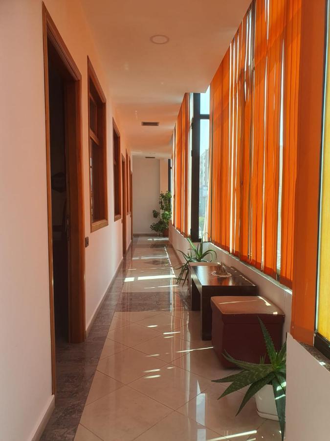 Hotel W Bush Square Fushe-Kruje Esterno foto