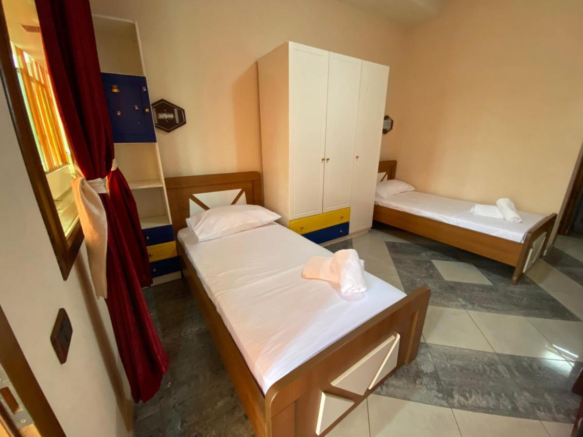 Hotel W Bush Square Fushe-Kruje Esterno foto